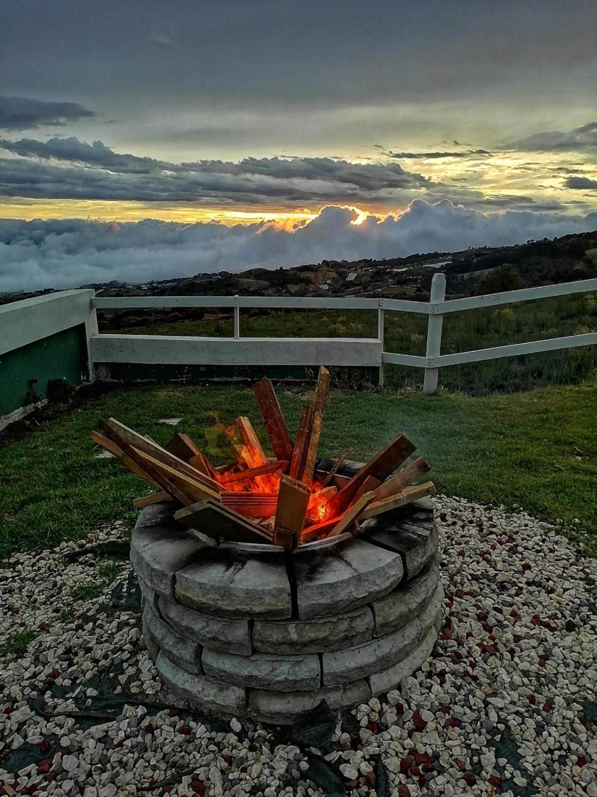 Hotel Cabanas Y Mirador Secret Garden Cr Картаго Экстерьер фото